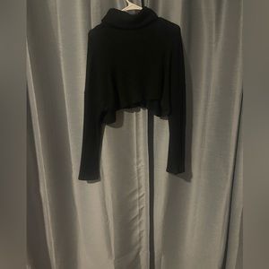 Black crop top turtle neck